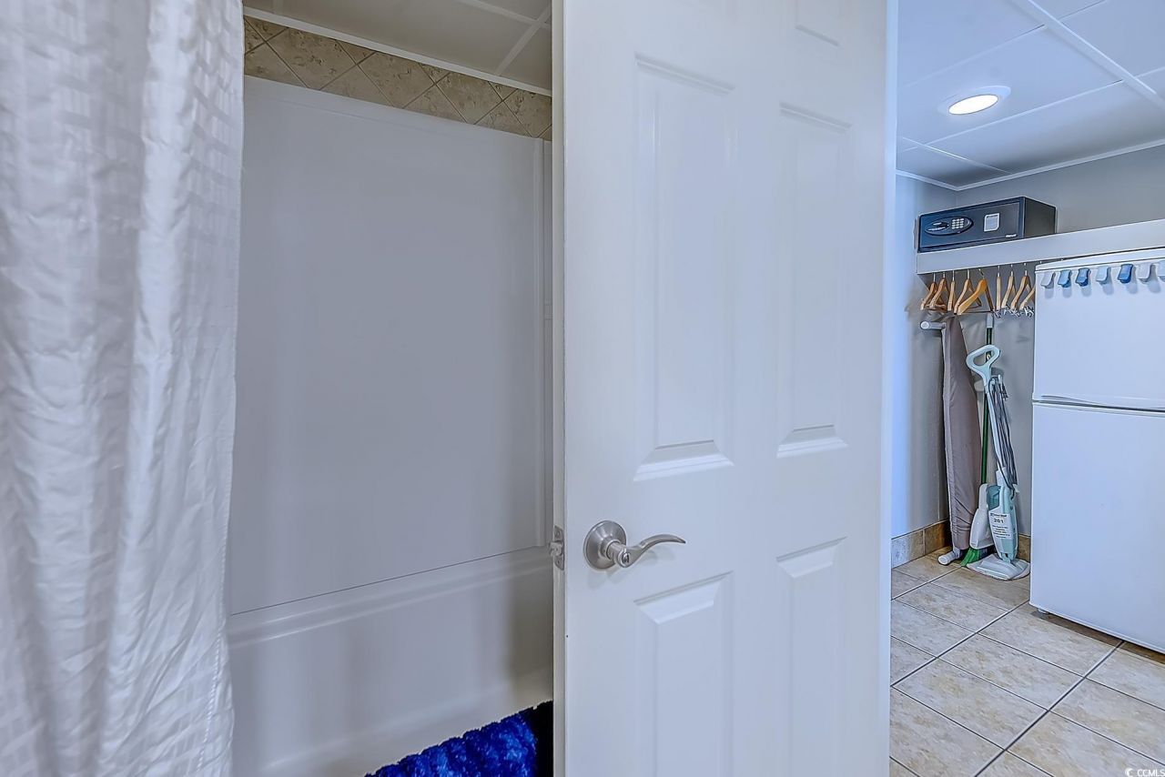 7100 N Ocean Blvd. Photo 14