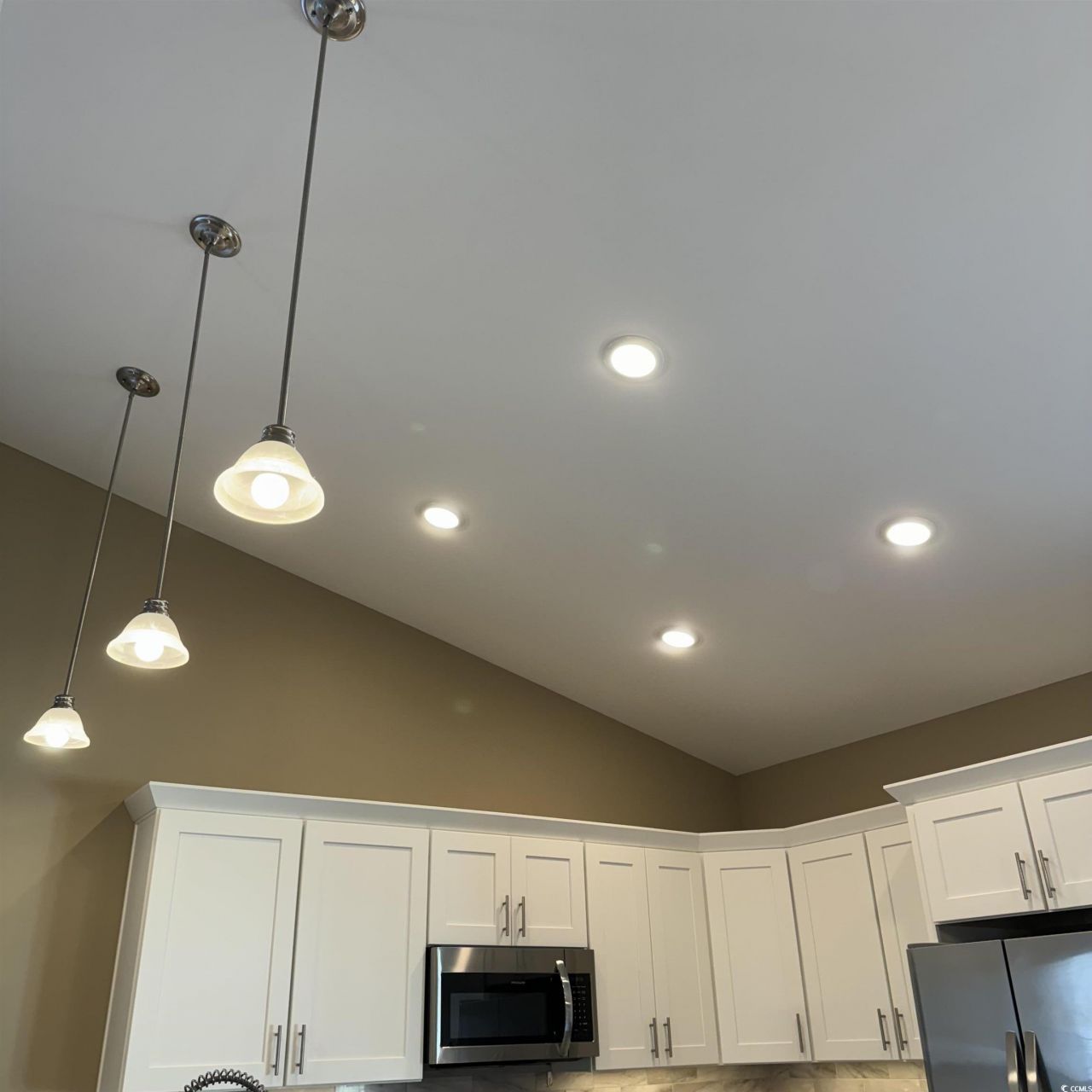 633 11th Ave. S Photo 12