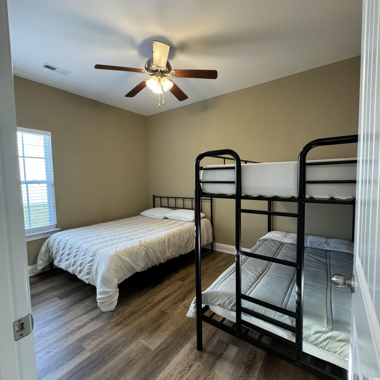 633 11th Ave. S Photo 15