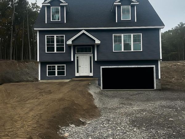 10 Mica Drive, Unit 1, Raymond, NH 03077