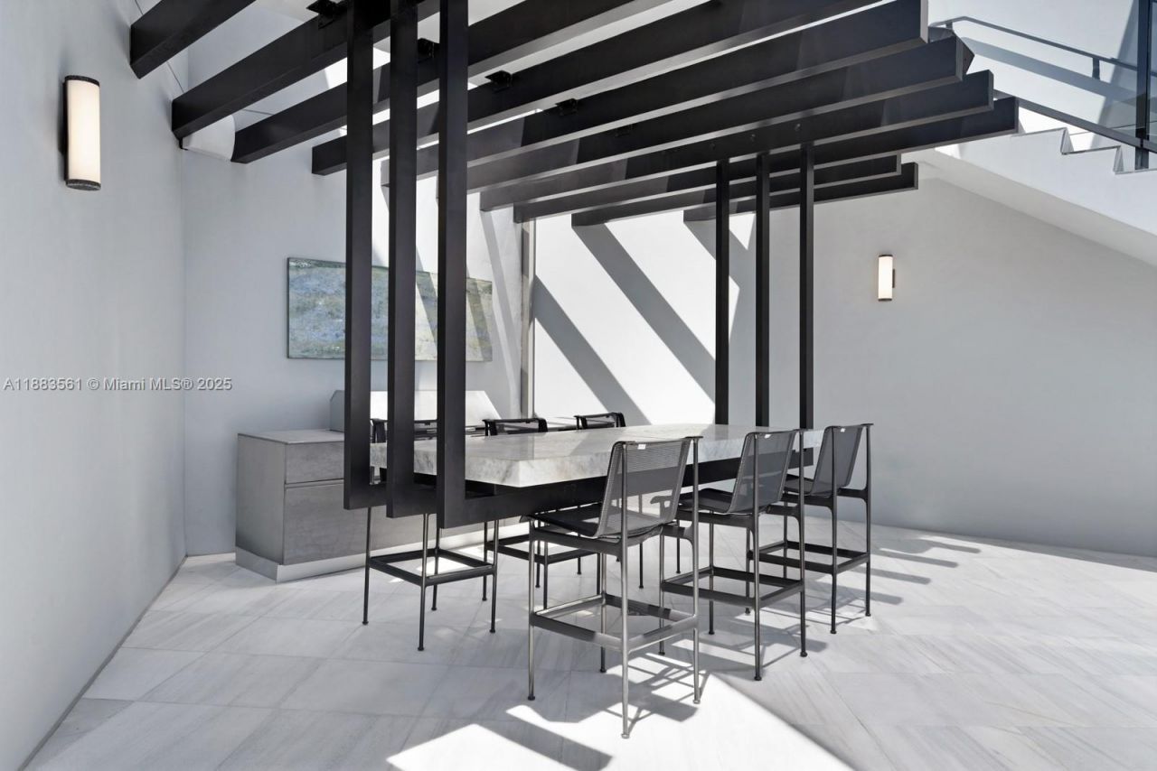 18555 Collins Ave, Unit PH-1, Sunny Isles Beach, FL 33160 Photo