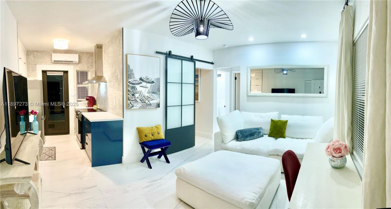 8270 NE 1st Pl, Unit 4, Miami, FL 33138 Photo