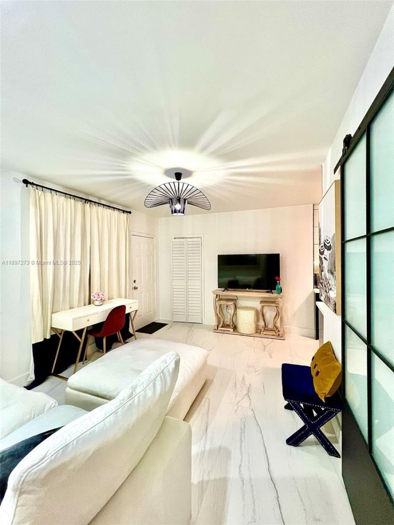 8270 NE 1st Pl, Unit 4, Miami, FL 33138 Photo