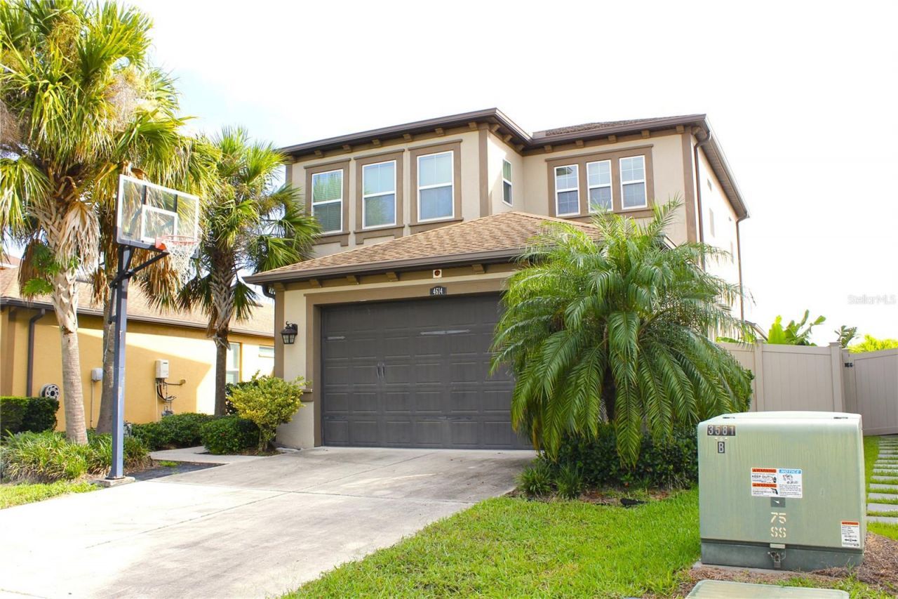 4614 Tramanto Lane, Wesley Chapel, FL 33543 Main Photo