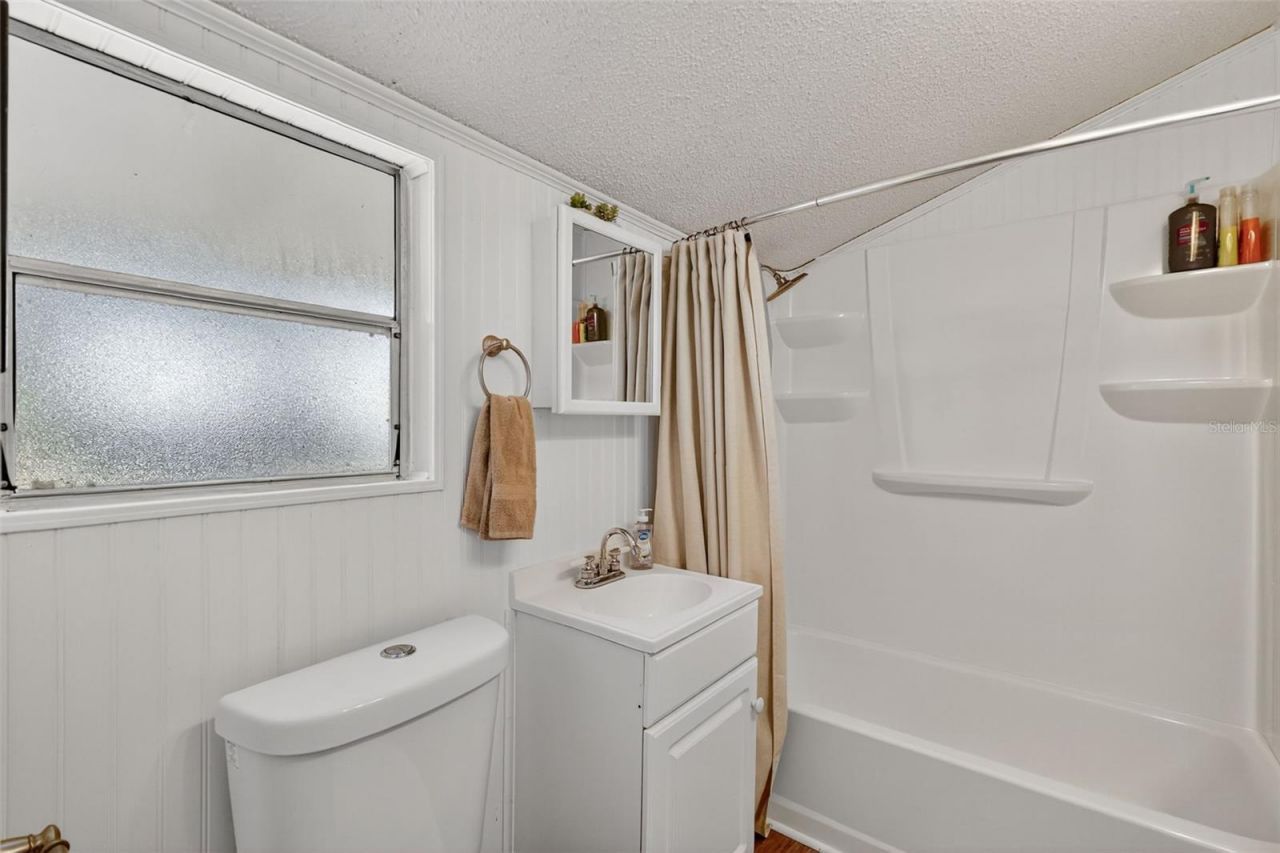 14586 SE 139th Place, Eastlake Weir, FL 32133 Photo