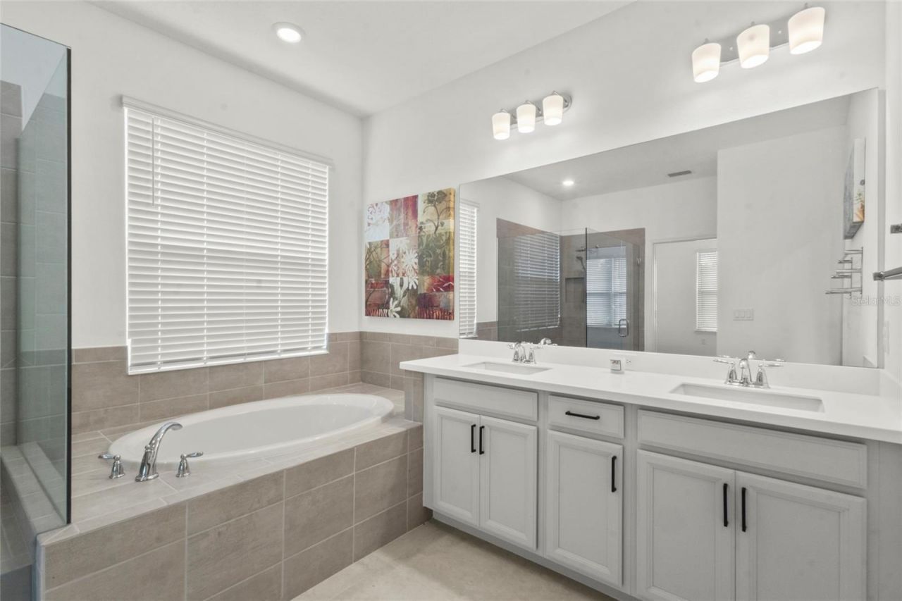 16426 Paynes Mill Drive, Bradenton, FL 34211 Photo