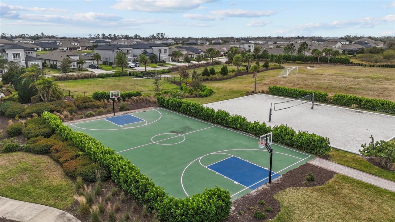 16426 Paynes Mill Drive, Bradenton, FL 34211 Photo