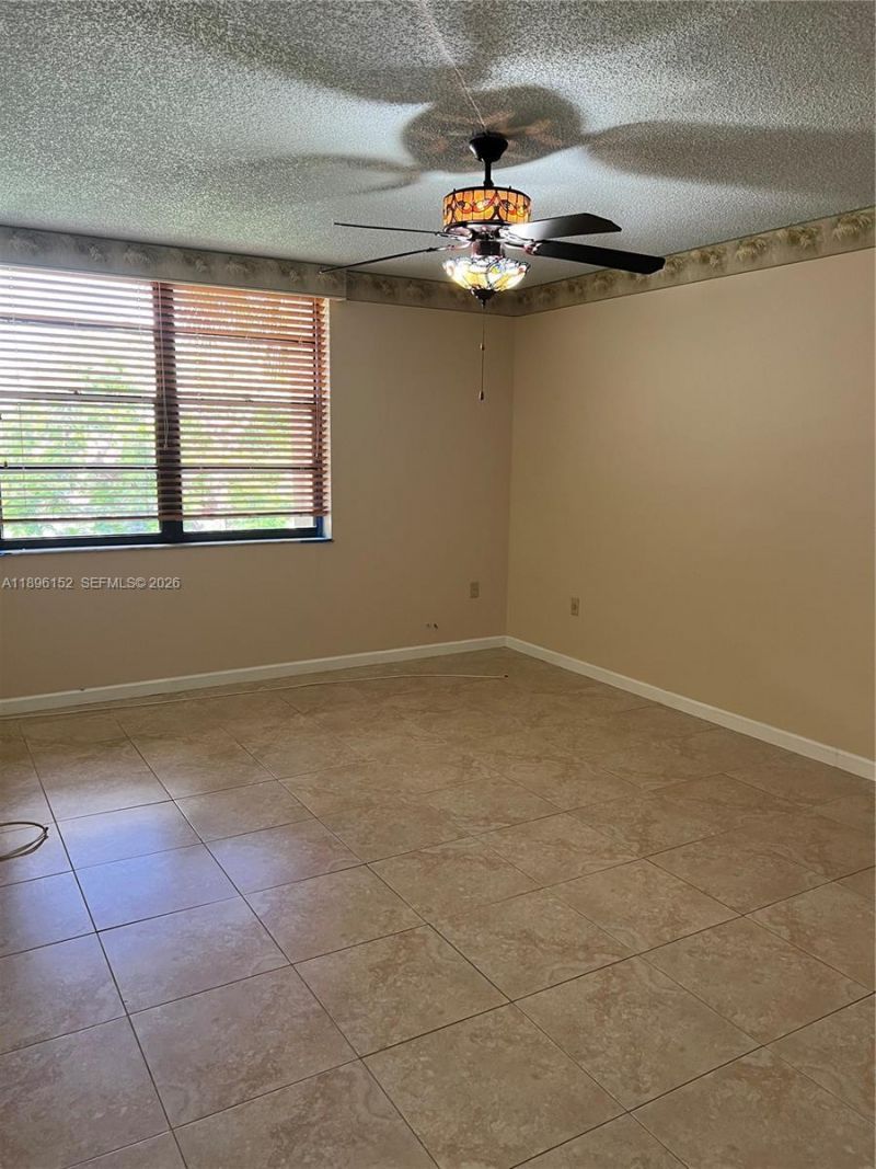 10855 SW 112th Ave, Unit 215, Miami, FL 33176 Photo