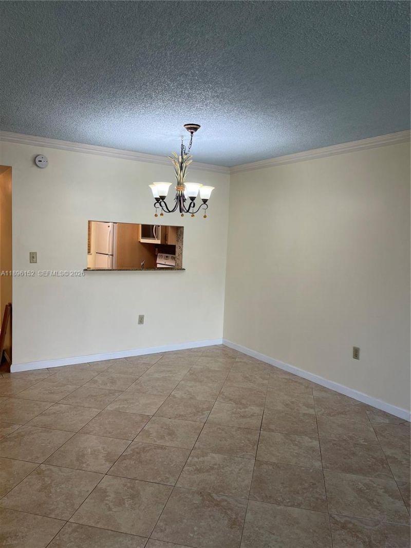 10855 SW 112th Ave, Unit 215, Miami, FL 33176 Photo