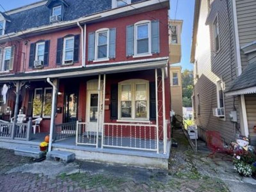 332 S Reading Avenue, Boyertown, PA 19512 Main Photo