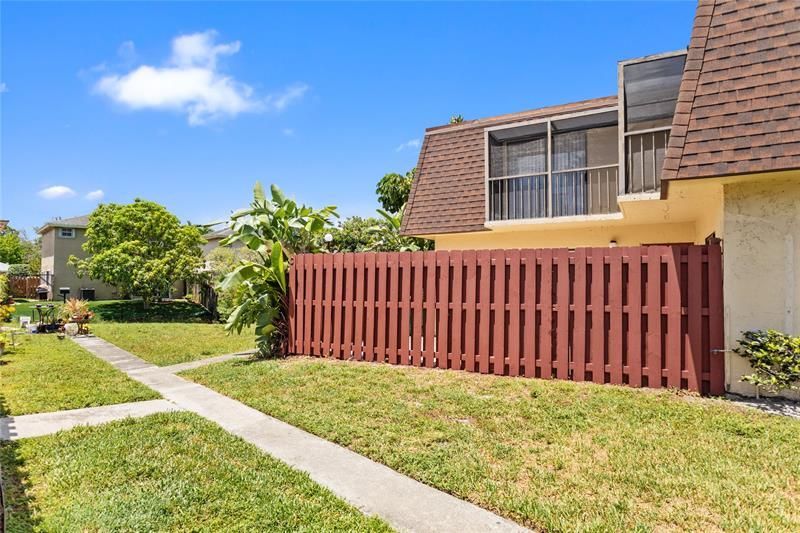 5822 Swordfish Ct, Unit C, Tamarac, FL 33319 Photo