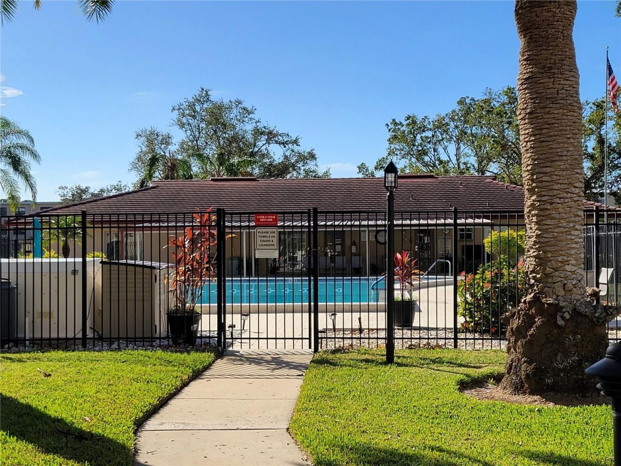 4915 Bay Street Ne, Unit 122, Saint Petersburg, FL 33703 Photo