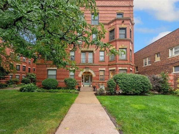 11014 Detroit Avenue, Unit EE1, Cleveland, OH 44102