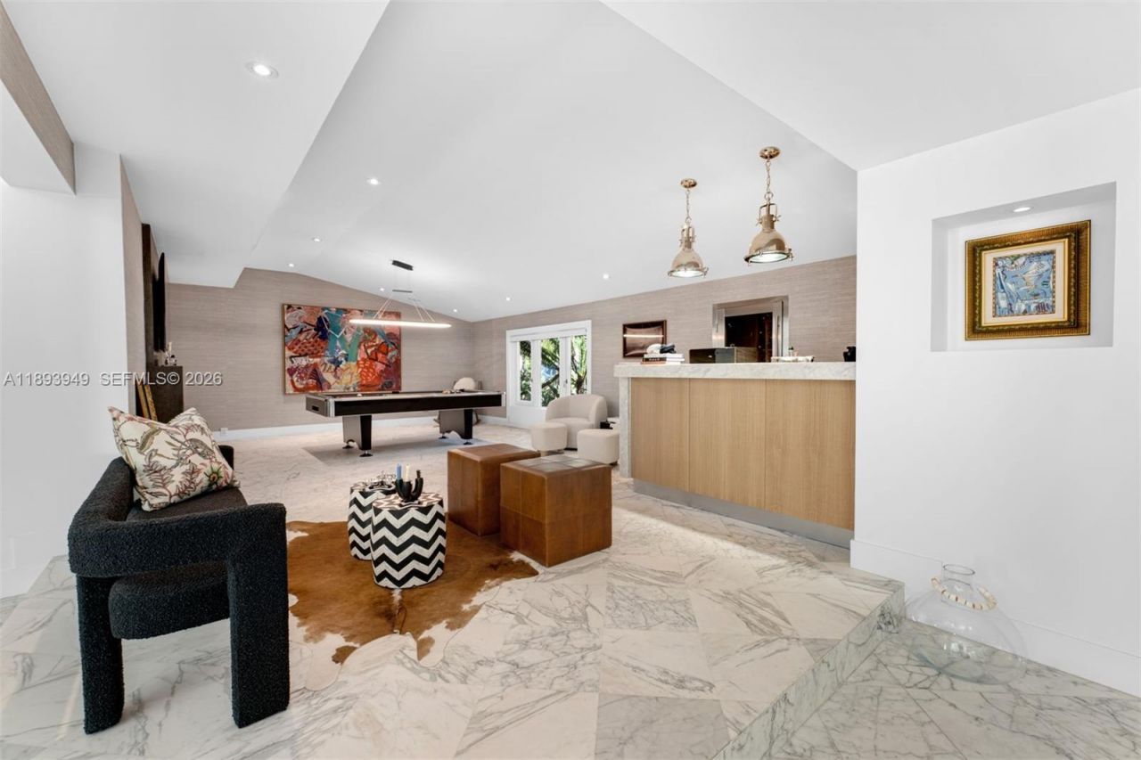 755 Blue Rd, Coral Gables, FL 33146 Photo