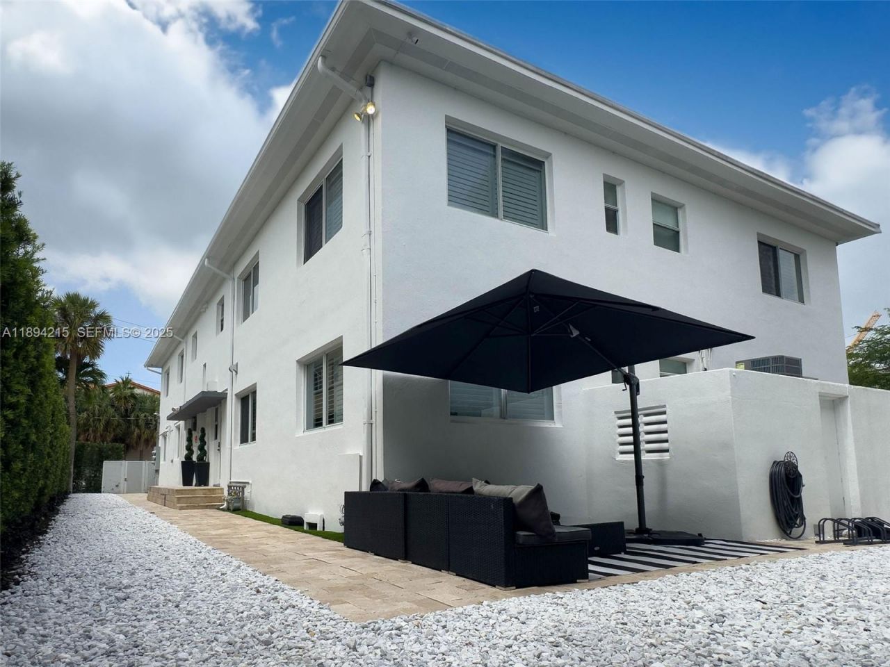 3909 Garden Avenue, Miami Beach, FL 33140 Photo