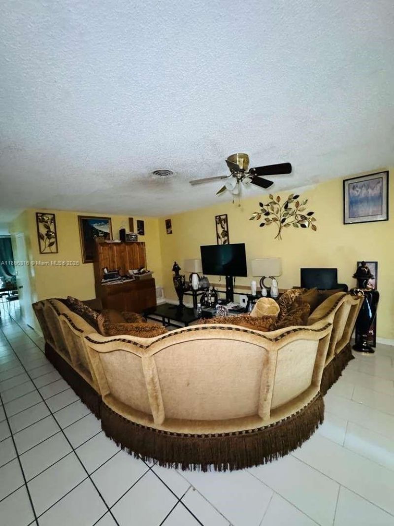 3405 NW 82nd Ave, Coral Springs, FL 33065 Photo