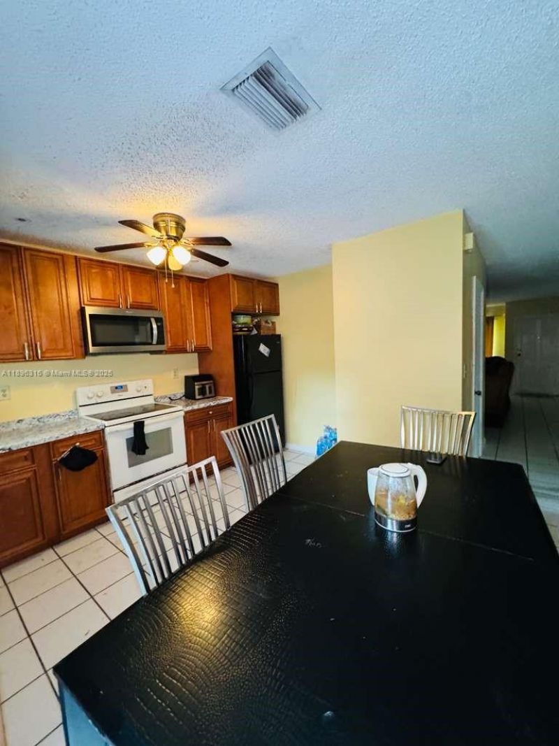 3405 NW 82nd Ave, Coral Springs, FL 33065 Photo