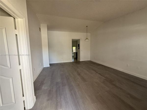 18942 NW 86th Ct, Unit 4106, Hialeah, FL 33015