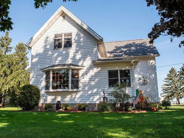 114 Fillmore Street E, Wykoff, MN 55990