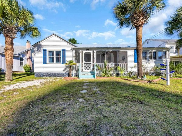 1616 Perrin Dr., North Myrtle Beach, SC 29582