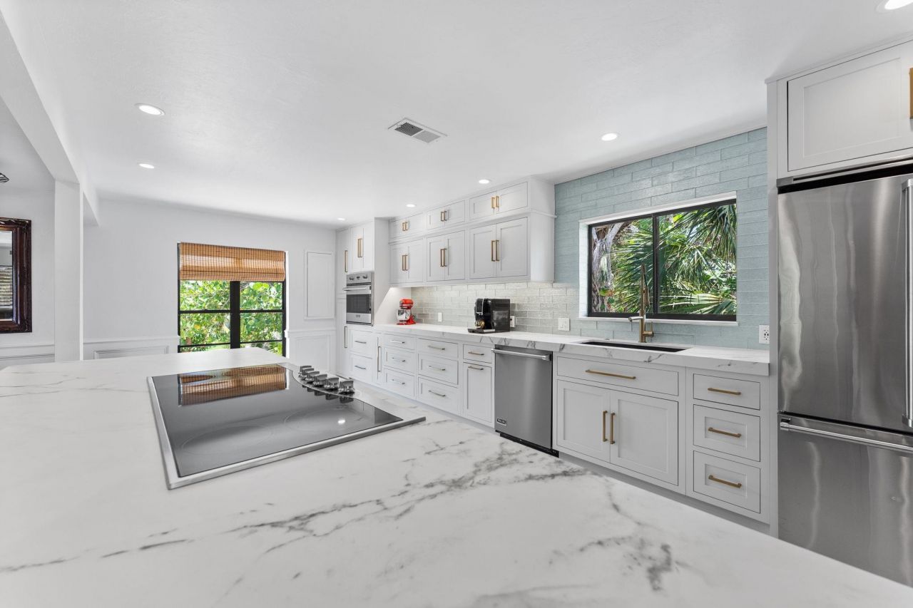 419 Lighthouse Way, Sanibel, FL 33957 Photo