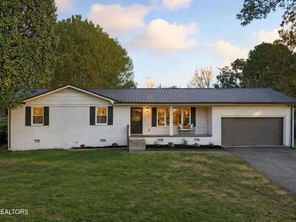 3715 SE Dockery St, Cleveland, TN 37323