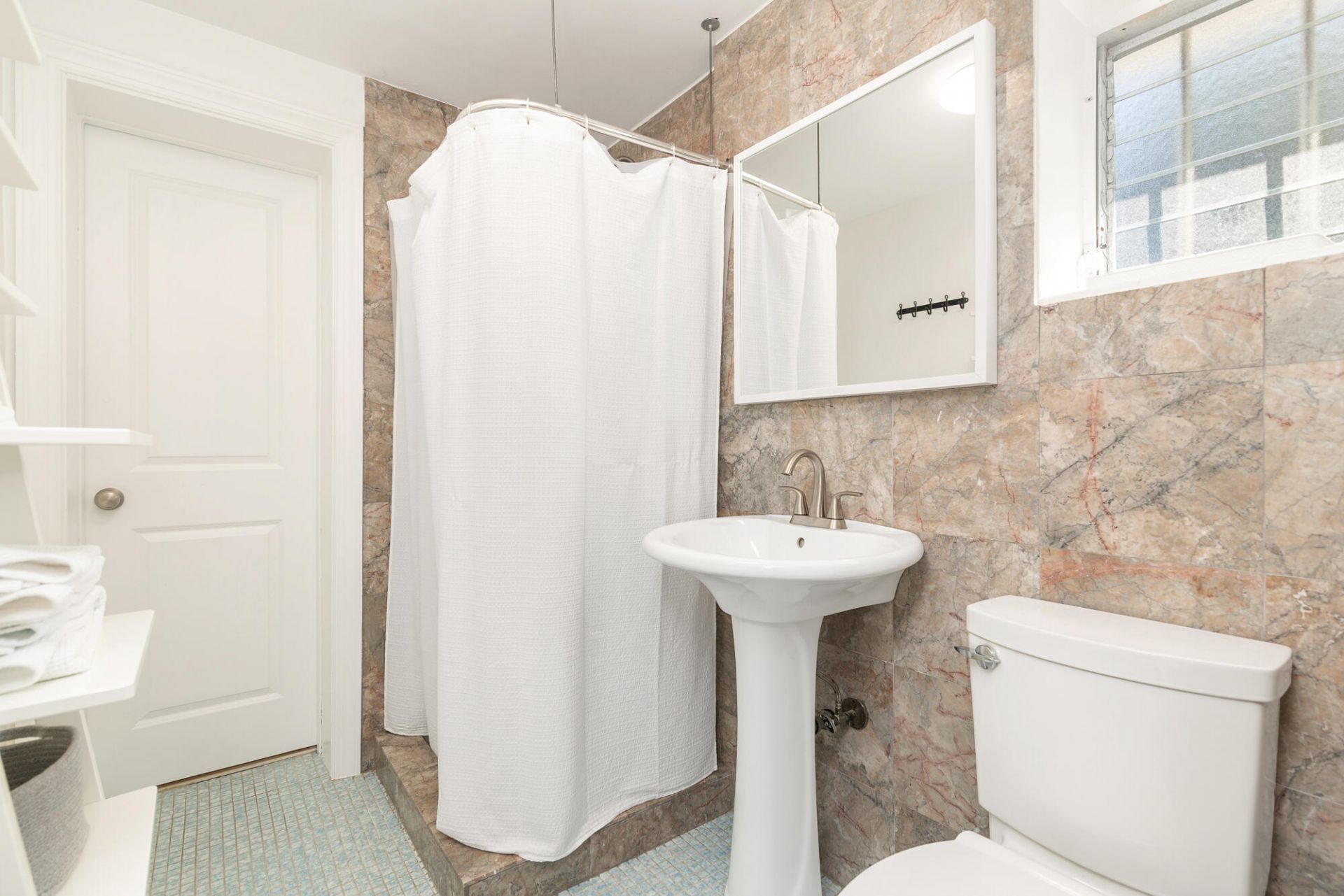 438 38th Street, West Palm Beach, FL 33407 Photo