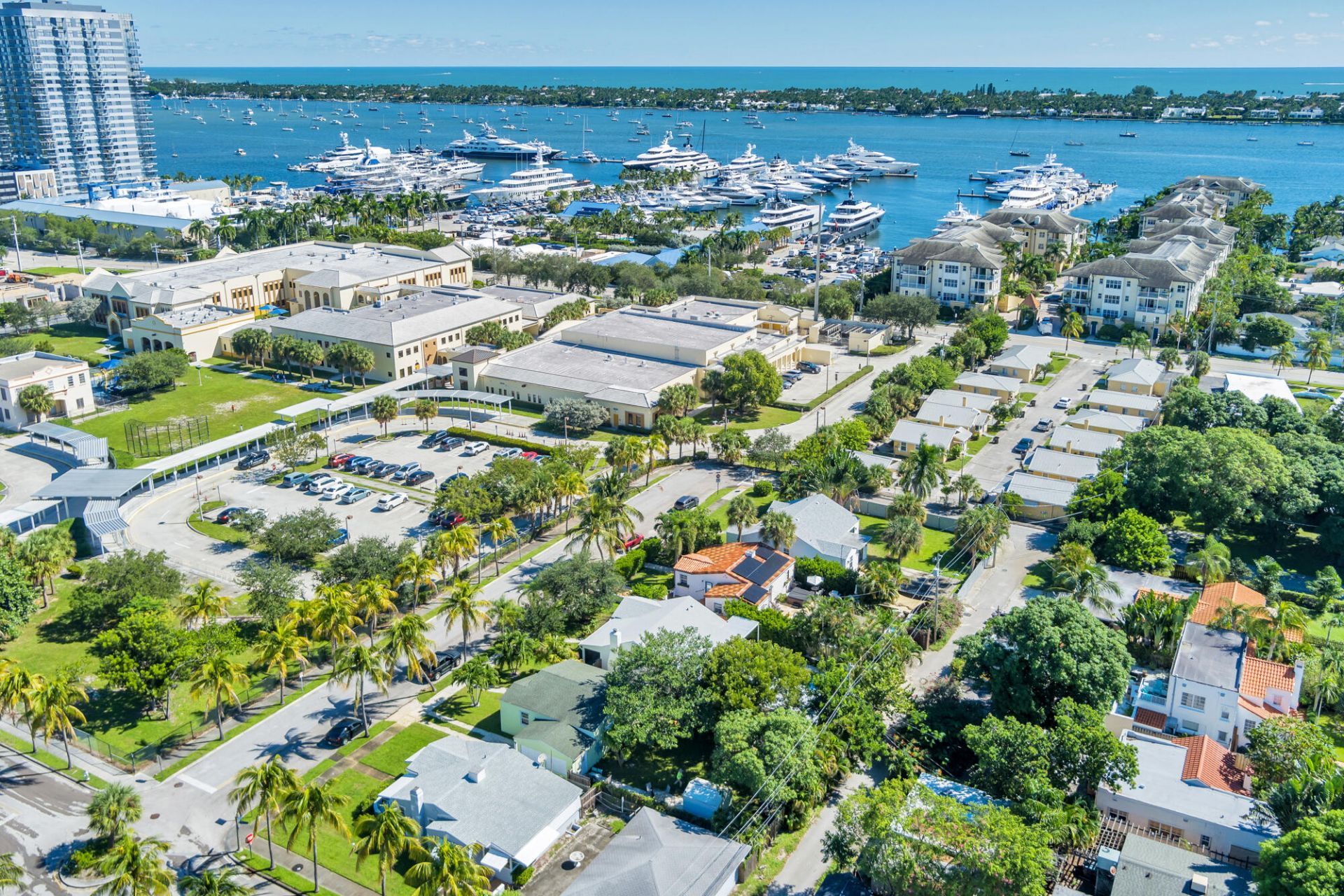 438 38th Street, West Palm Beach, FL 33407 Photo