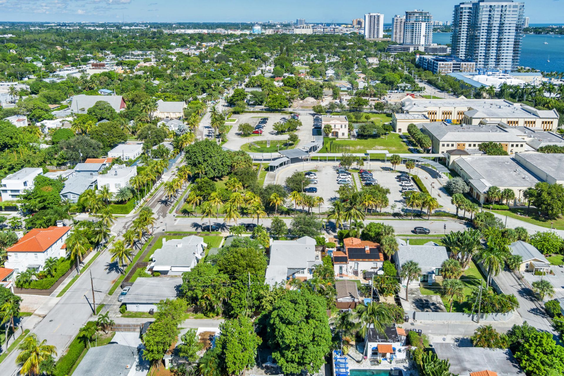 438 38th Street, West Palm Beach, FL 33407 Photo