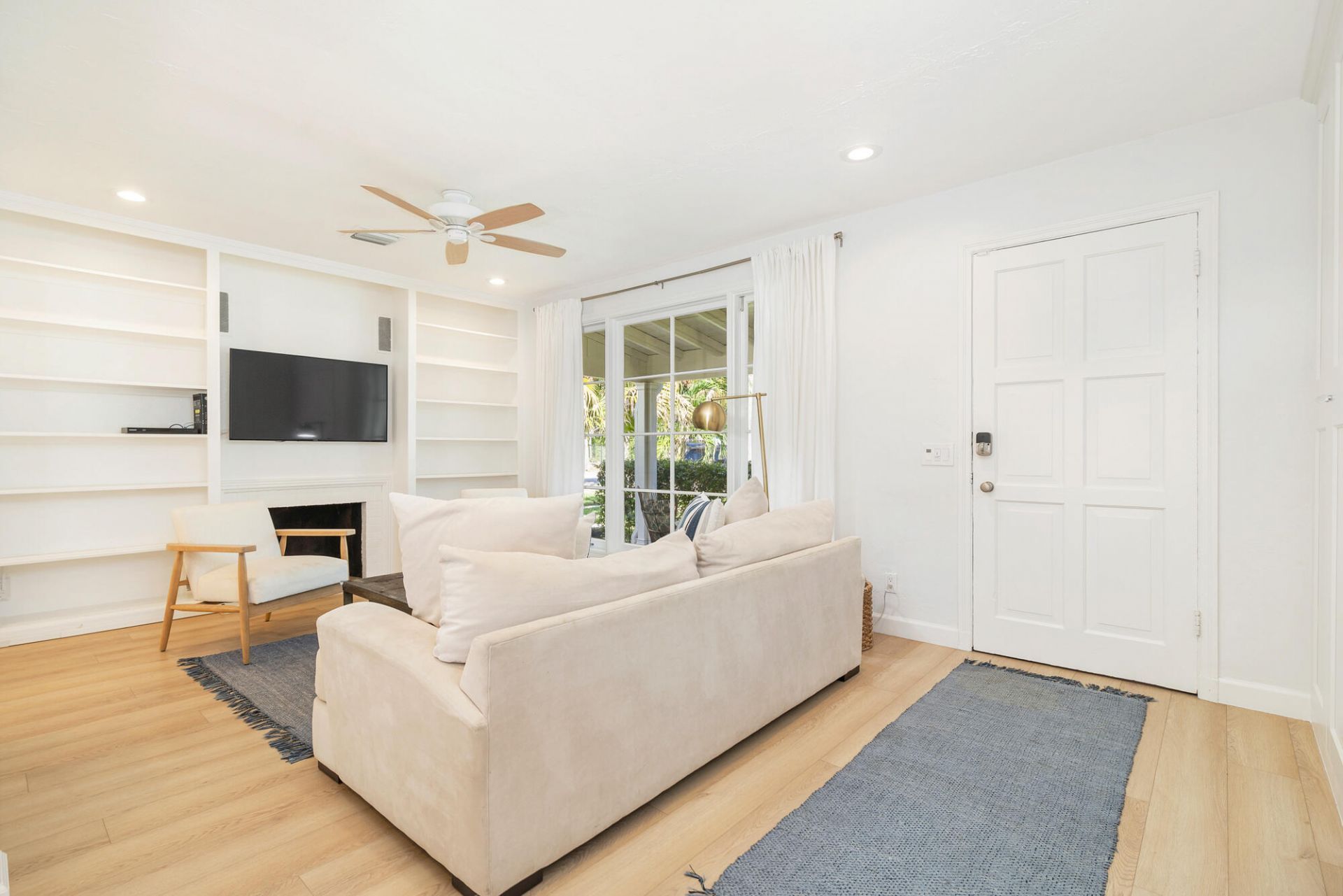 438 38th Street, West Palm Beach, FL 33407 Photo