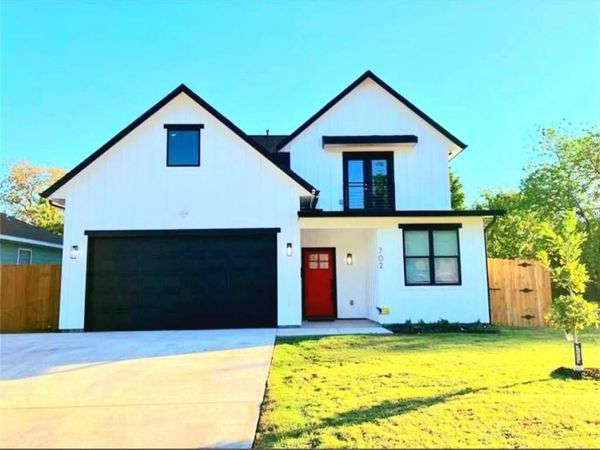 702 Graham Avenue, Dallas, TX 75223