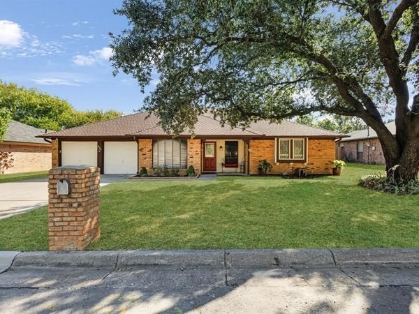 4227 High Mesa Drive, Arlington, TX 76016