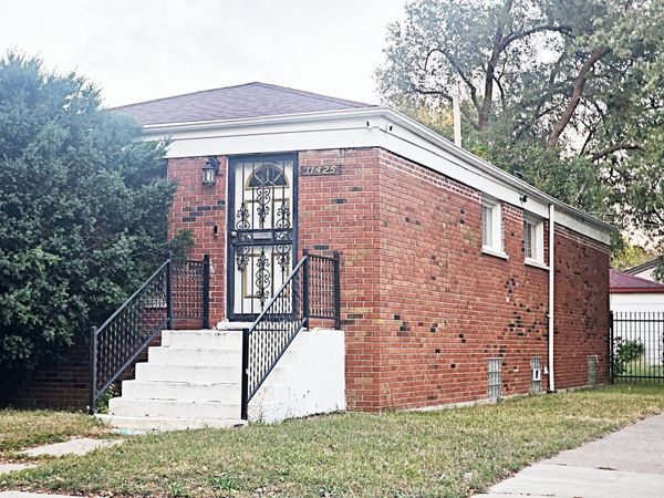 11425 S Elizabeth Street, Chicago, IL 60643