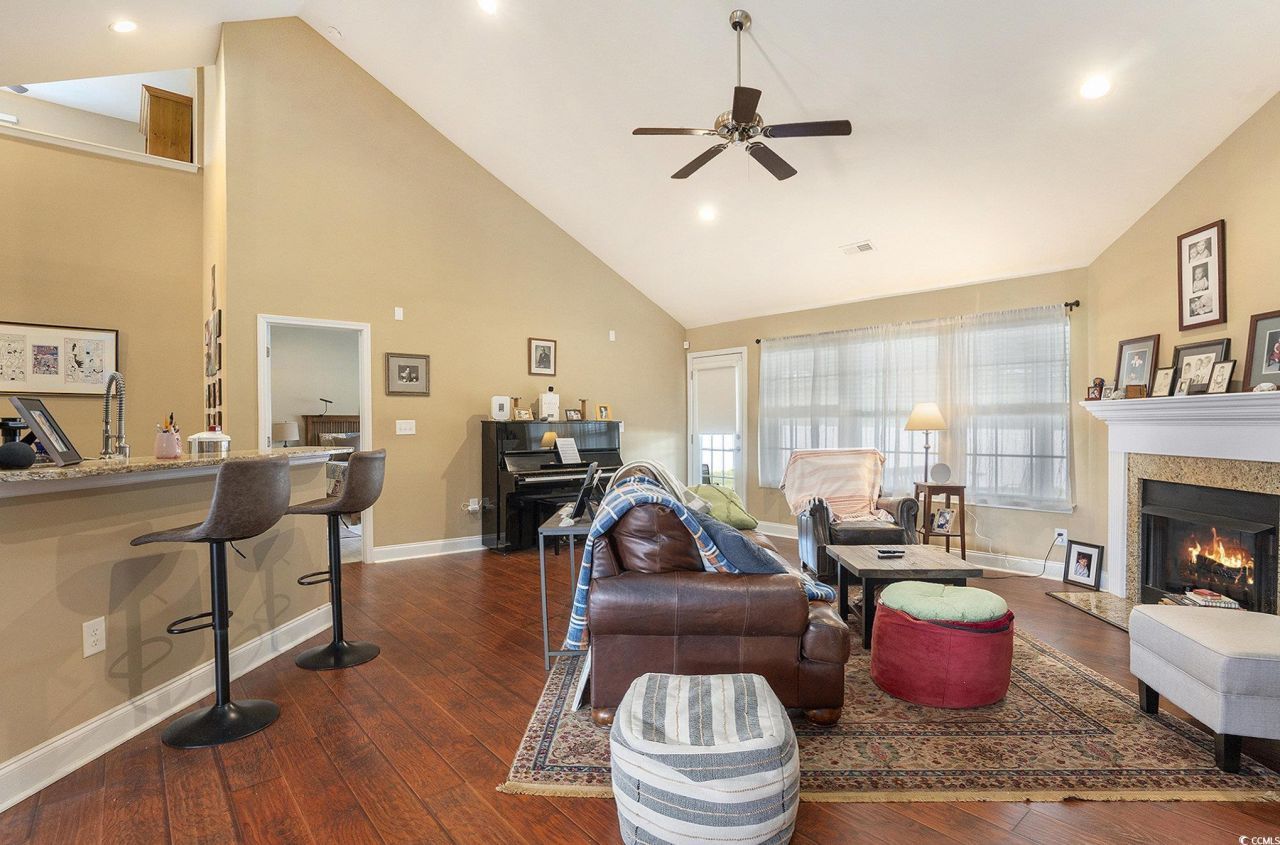 500 Cloverfield Ln. Photo 9