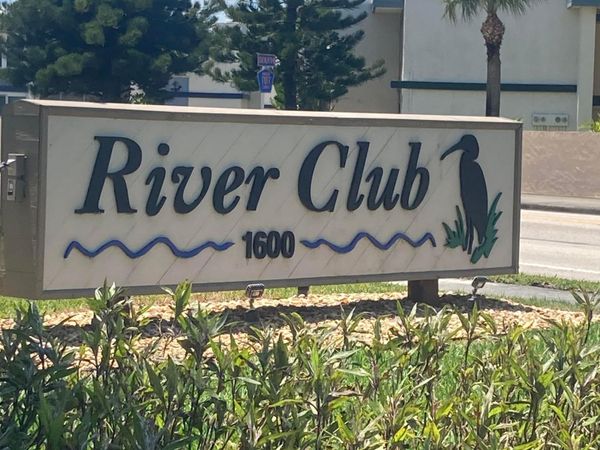 1600 SE Dixie Highway, Unit 13-204, Jensen Beach, FL 34957