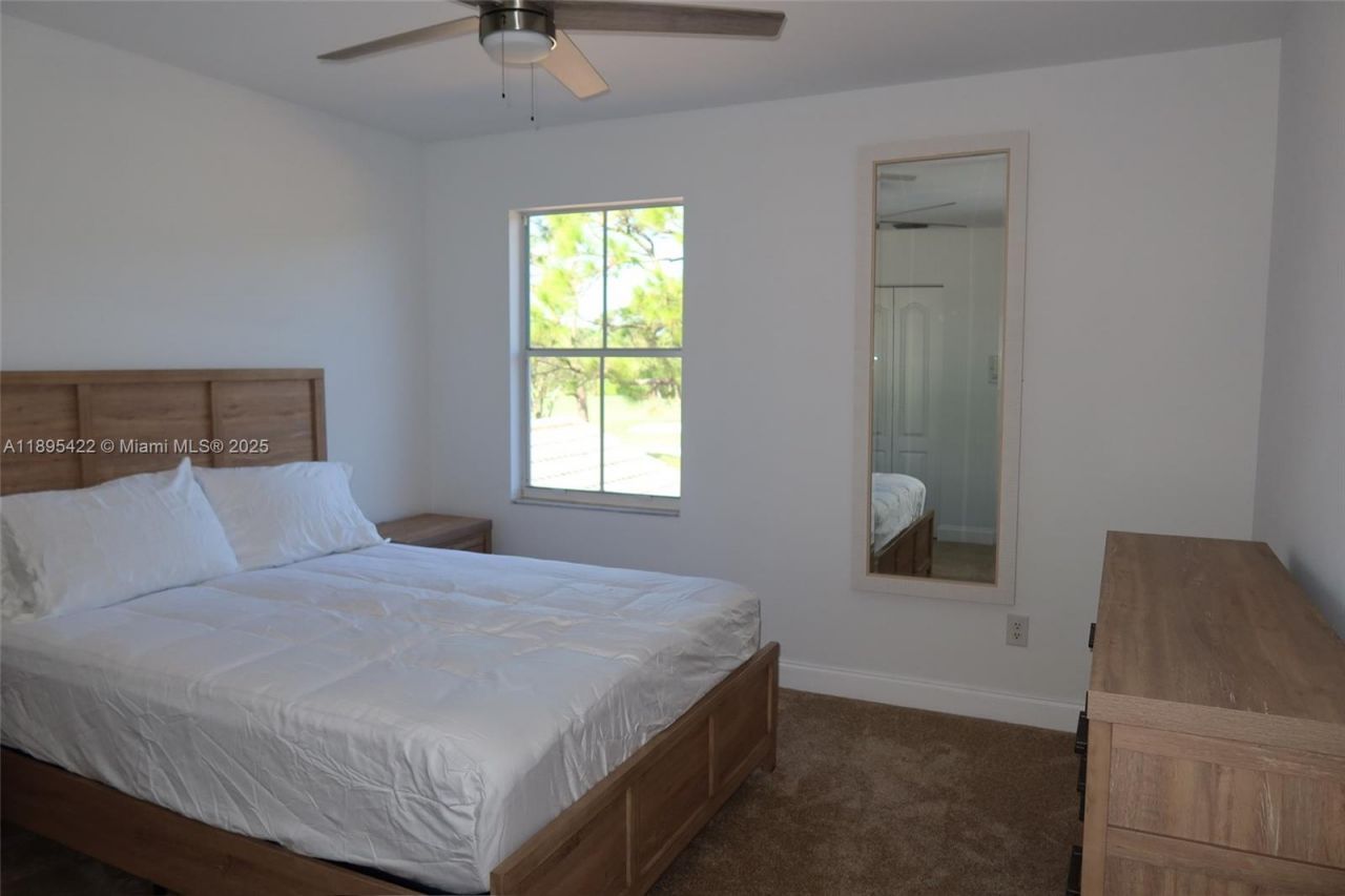 8189 Sandpiper Way, West Palm Beach, FL 33412 Photo