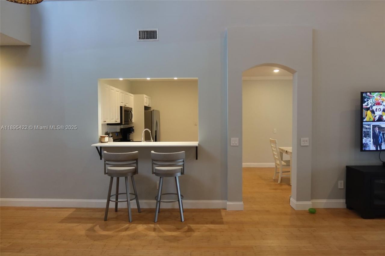 8189 Sandpiper Way, West Palm Beach, FL 33412 Photo