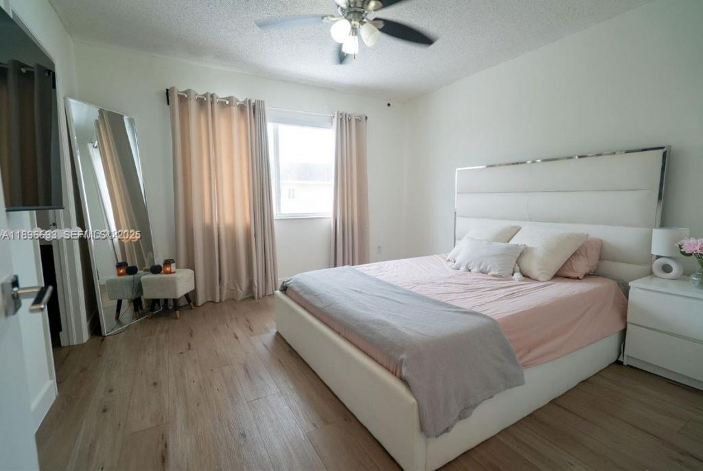 13906 SW 173rd Ter, Unit 13906, Miami, FL 33177 Photo