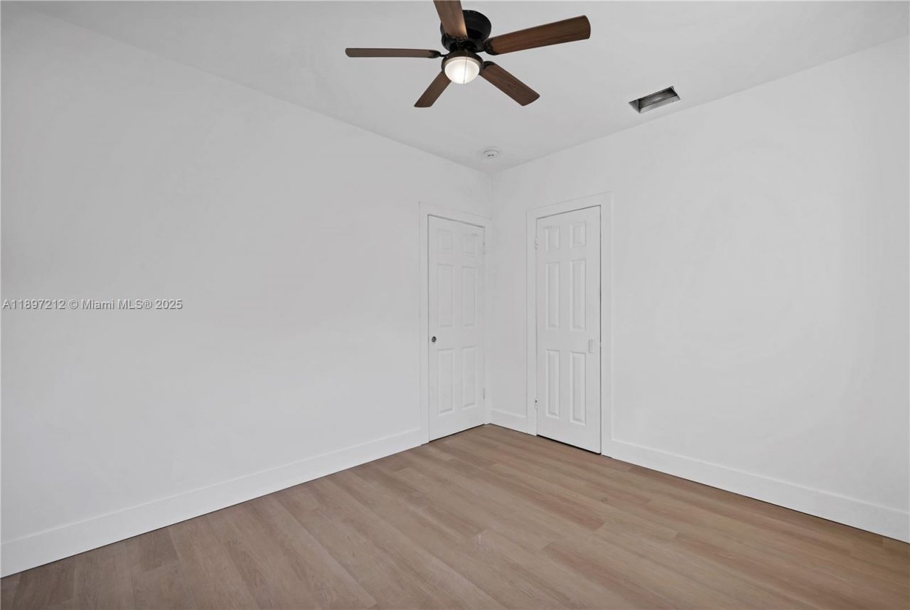 1127 NW 2nd Ave, Fort Lauderdale, FL 33311 Photo