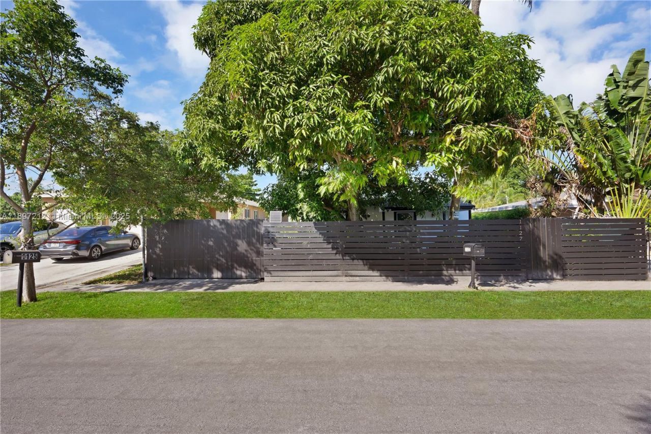 1127 NW 2nd Ave, Fort Lauderdale, FL 33311 Photo