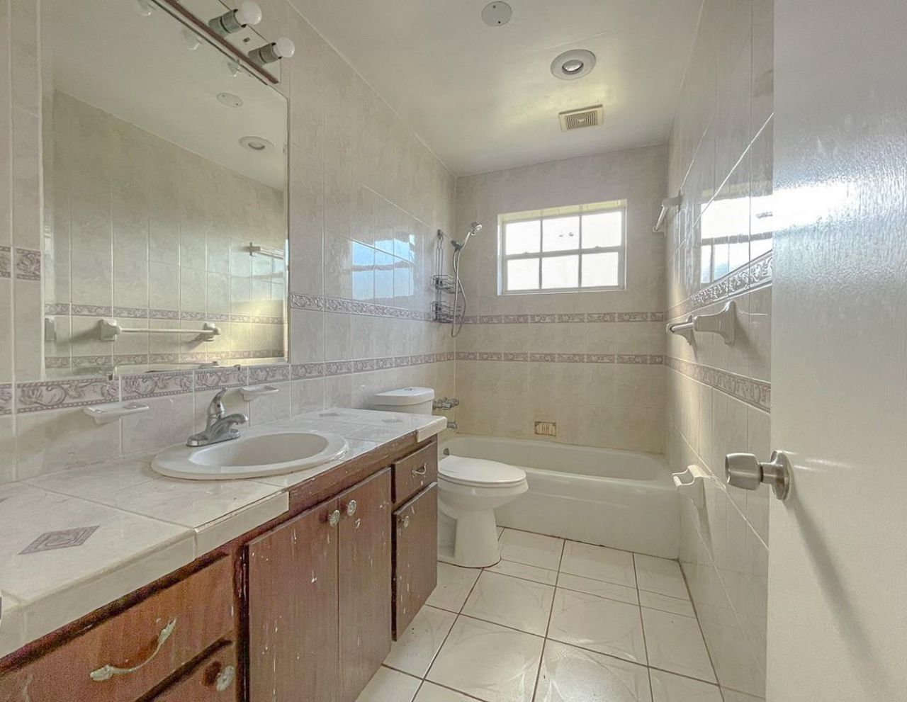 2421 NW 63rd Avenue, Sunrise, FL 33313 Photo