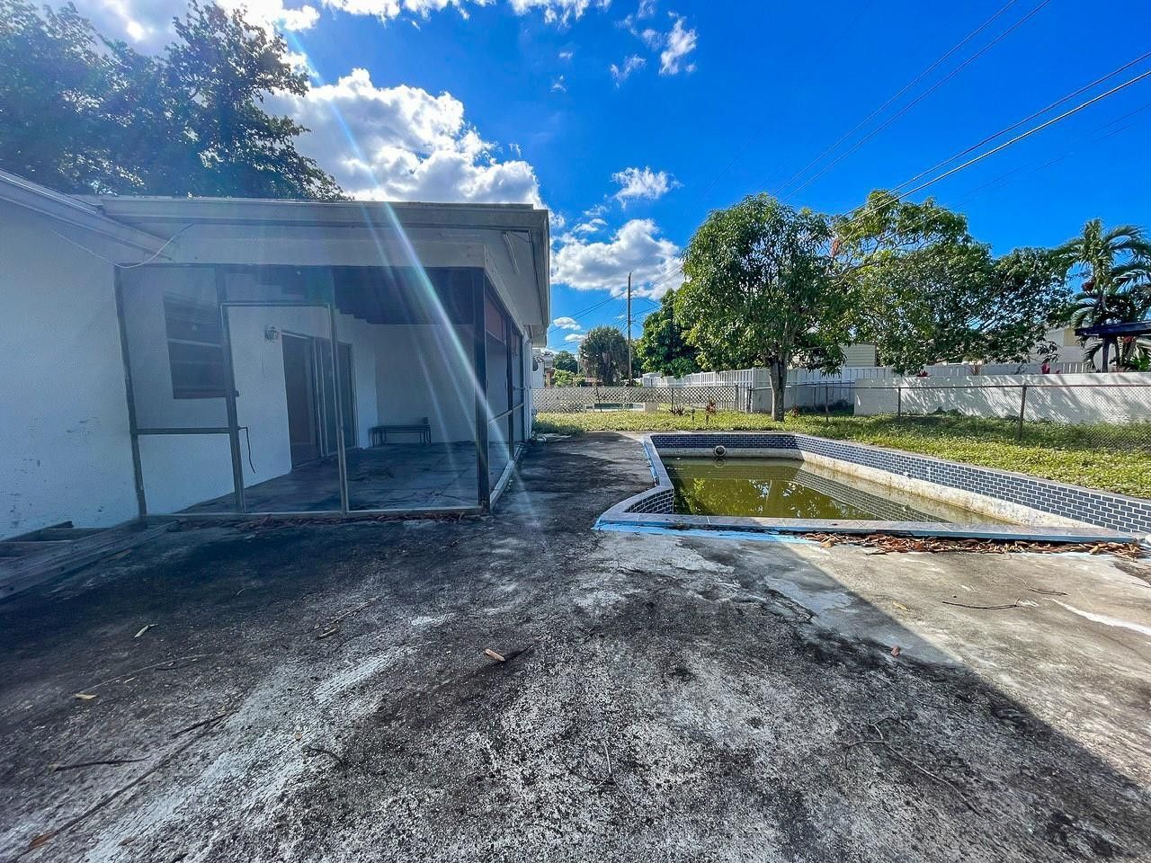 2421 NW 63rd Avenue, Sunrise, FL 33313 Photo