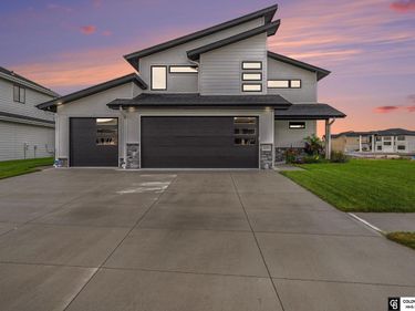 28569 Jessie Circle, Valley, NE 68064