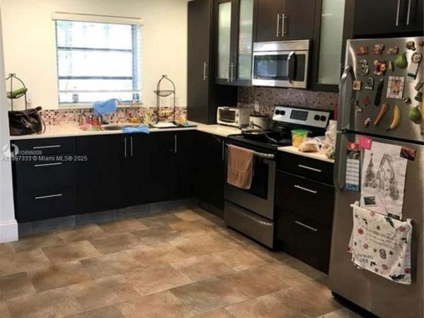 7344 SW 82nd St, Unit C113, Miami, FL 33143