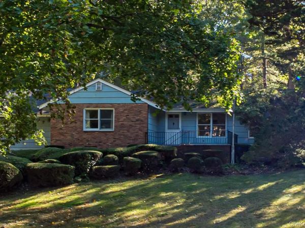 562 Old Bridge Road, Northport, NY 11768