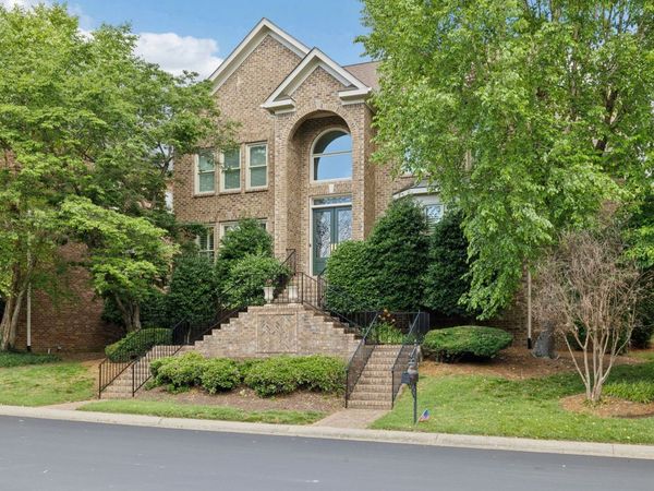 327 Whitworth Way, Nashville, TN 37205