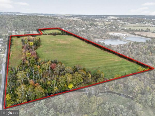 160-A SPRING GARDEN DRIVE, BECHTELSVILLE, PA 19505