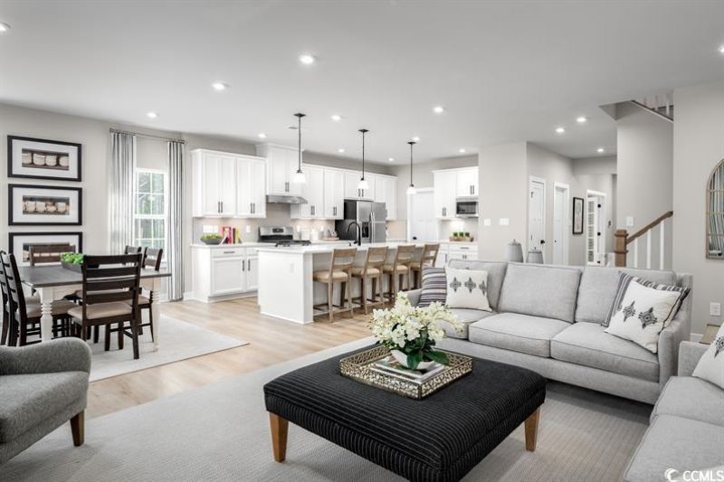 7001 Denim Loop Photo 9