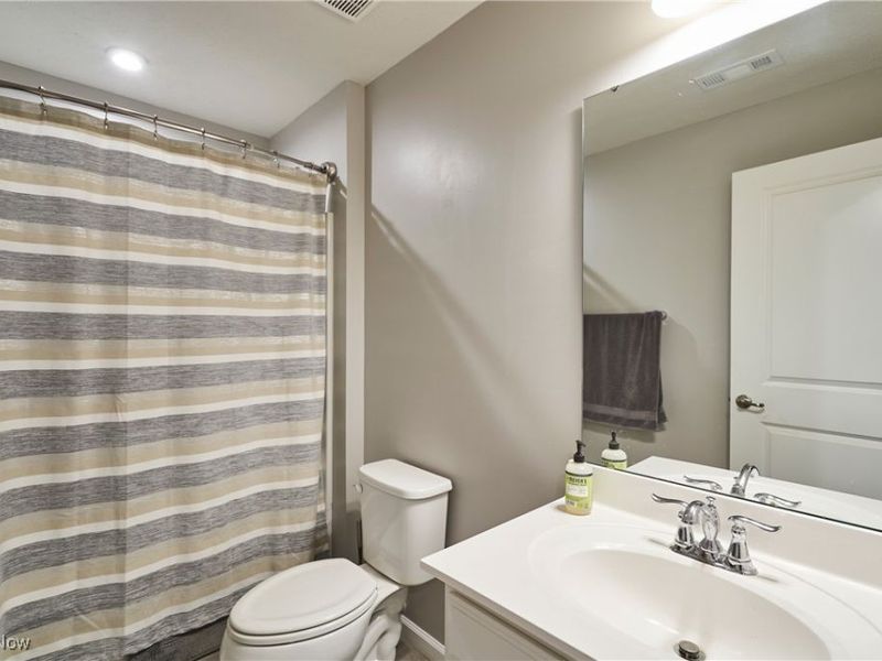 3164 Old Mill Drive, Cuyahoga Falls, OH 44223 Photo 17