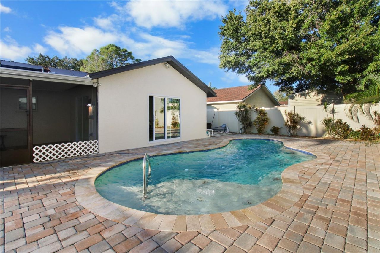 7215 121st Terrace, Largo, FL 33773 Photo